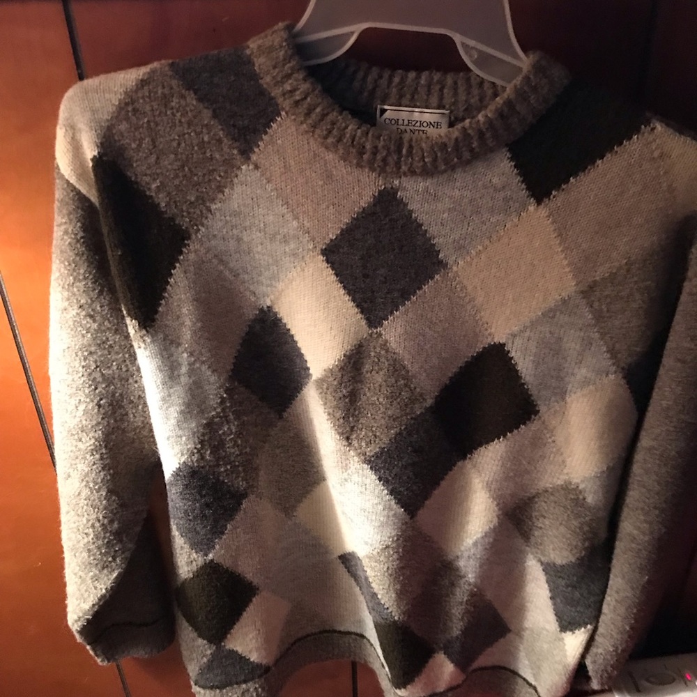 Men sweater size medium